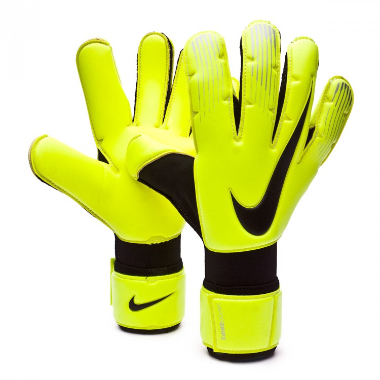 nike vapour grip