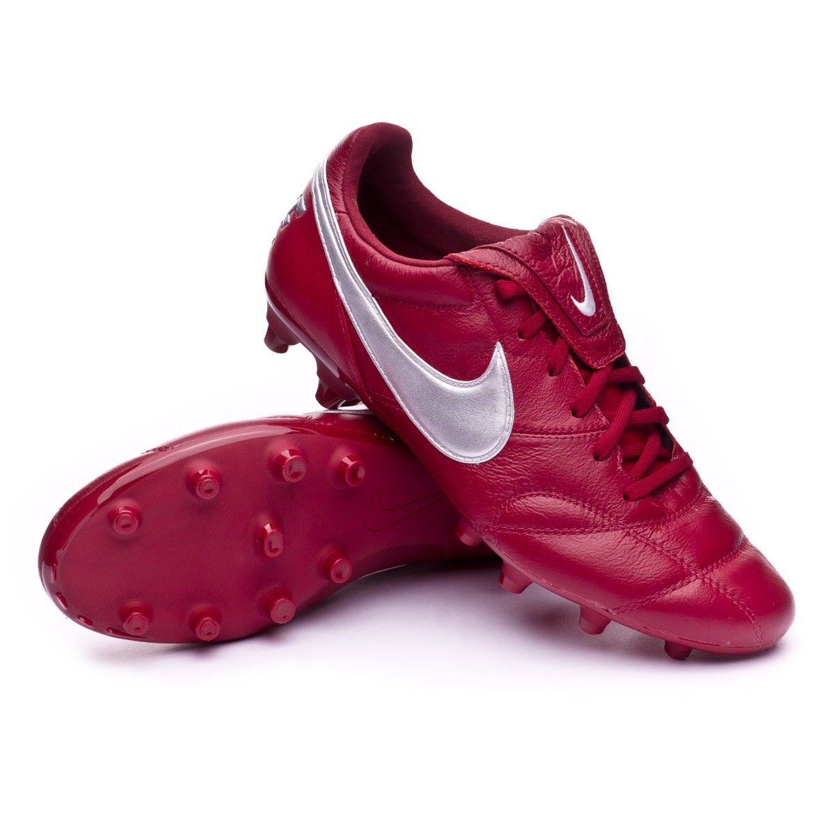 red nike tiempo