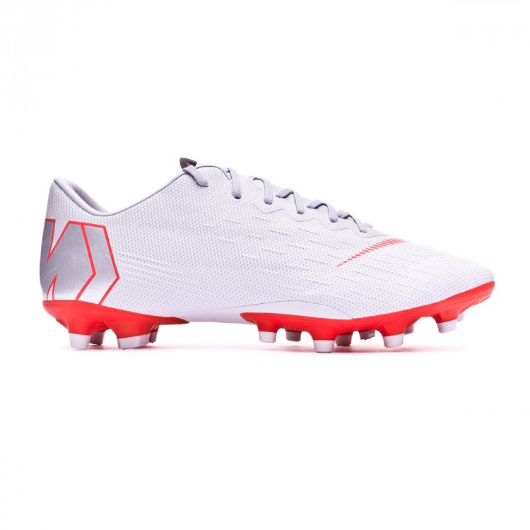 nike mercurial vapor 12 raised on concrete