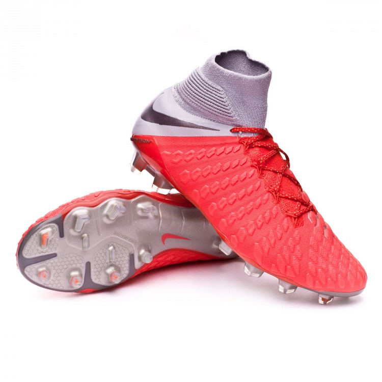 Pas cher Soccer Shoes Thailand Nike HyperVenom Phantom