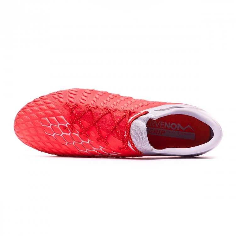 耐克毒蜂二代原装底反光平底足球鞋内马尔Nike Hypervenom