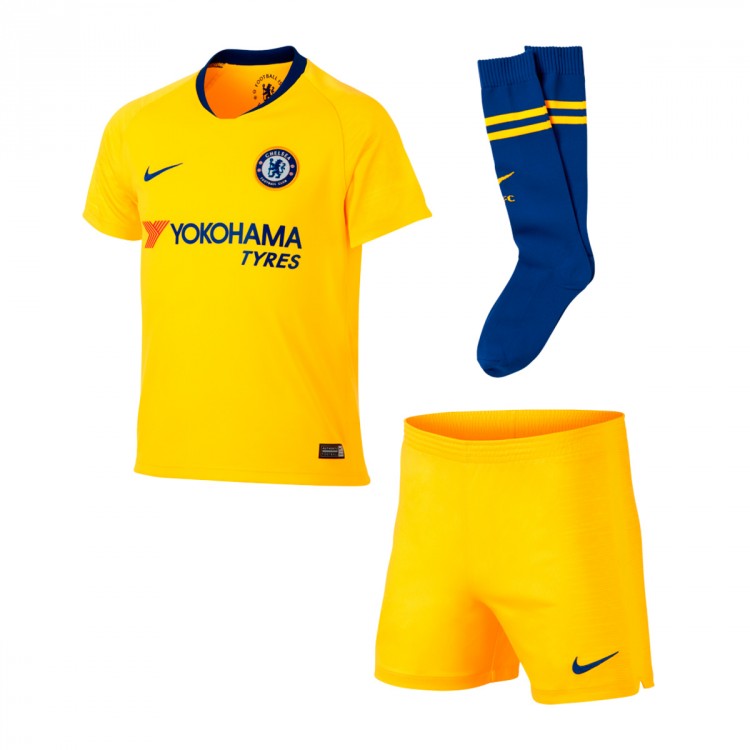 conjunto nike amarillo