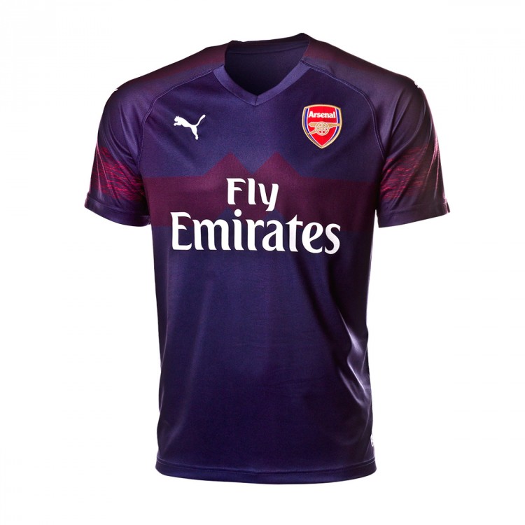 Зимние мотоботы fly. Fly форма. Форма fly emirats чёрная. Fly 3 формы глагола. Форма реал мадрид 2013-2014.