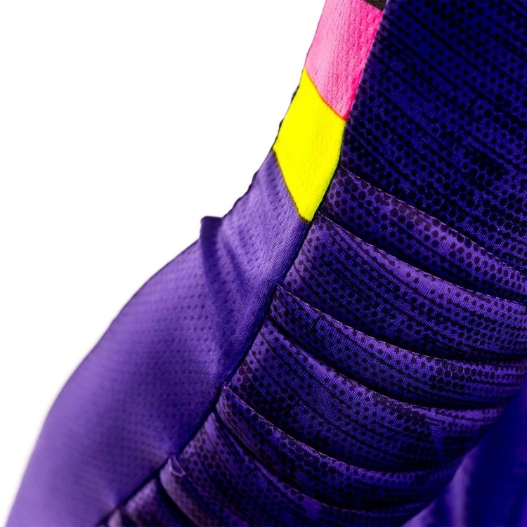 camiseta-rinat-uno-alpha-purple-3