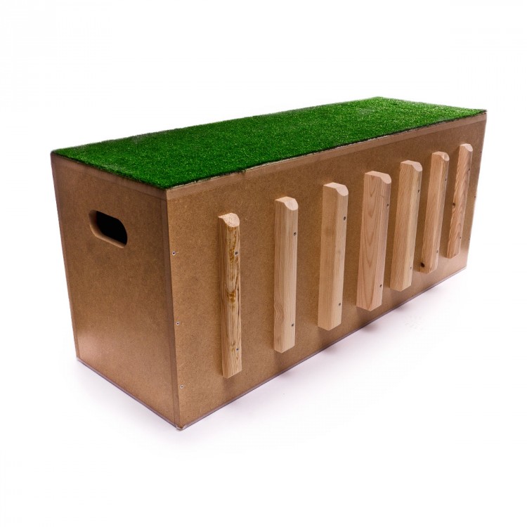 sp-cajon-rebote-entrenamiento-de-porteros-madera-cesped-artificial-1.jpg