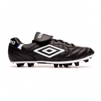 Umbro football boots - Football store 