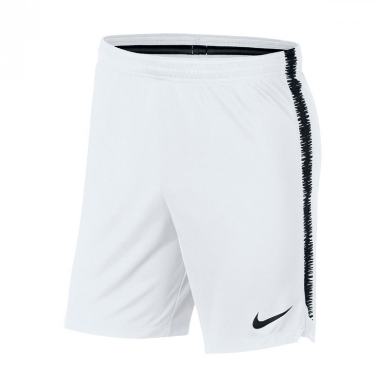pantalon corto nike con bolsillos