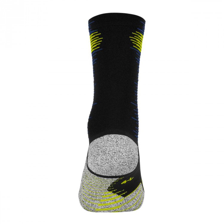 nikegrip strike light