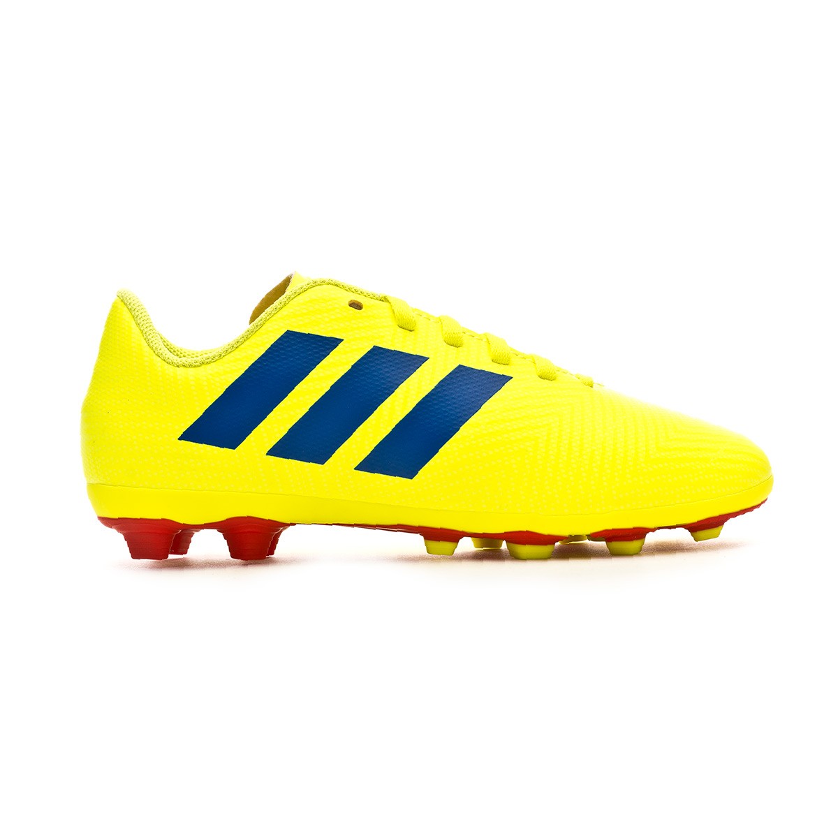 tachones nemeziz