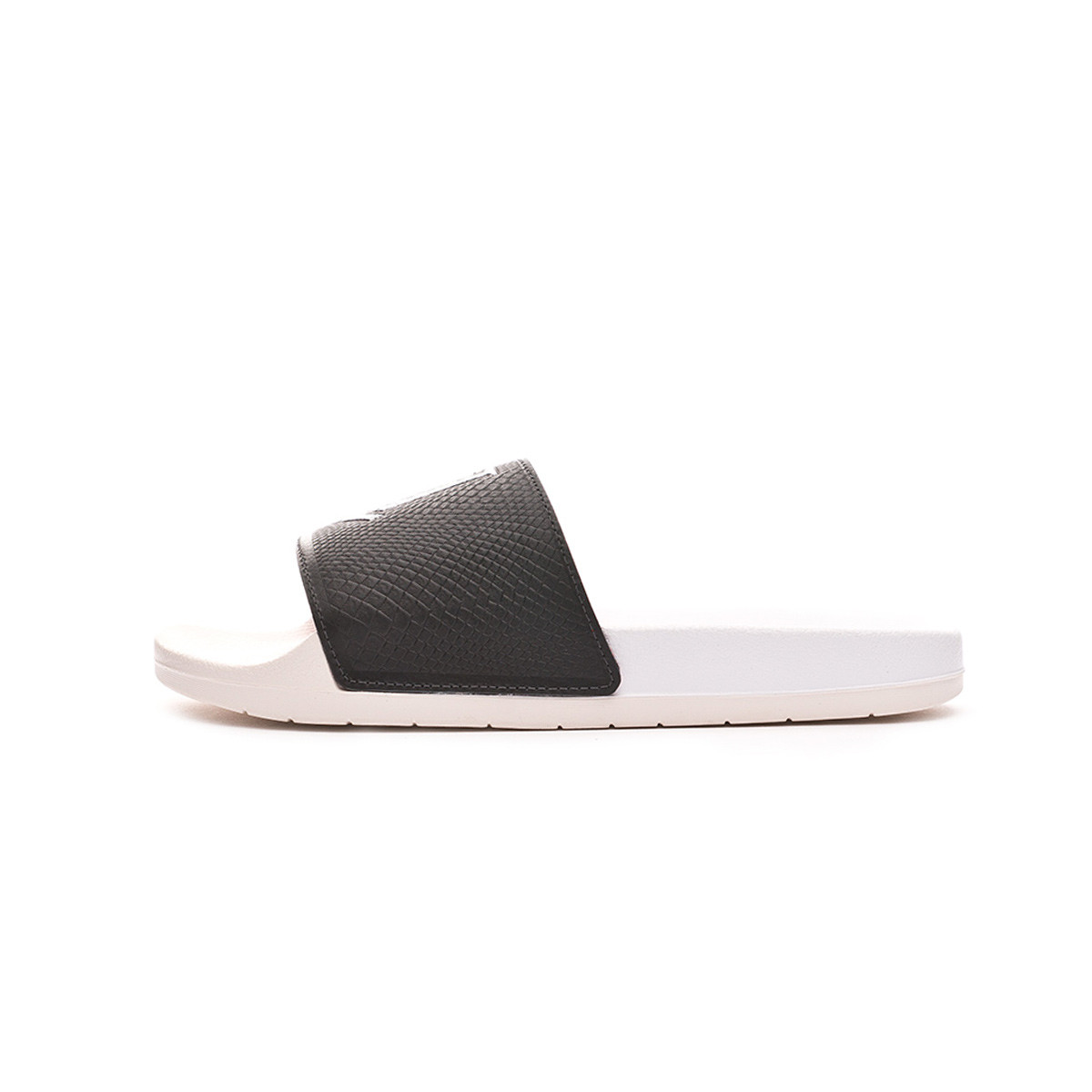 adilette off white