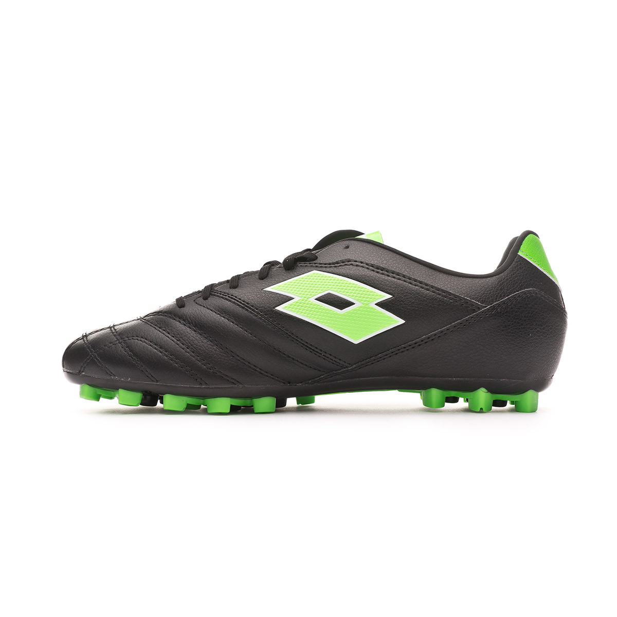 football shoes under 300