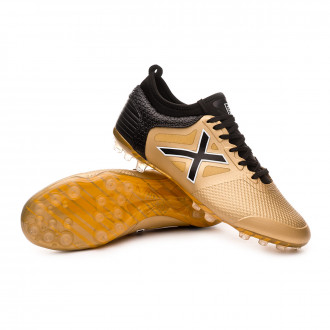 Chuteira  Munich Tiga Football AG Ouro-Preto