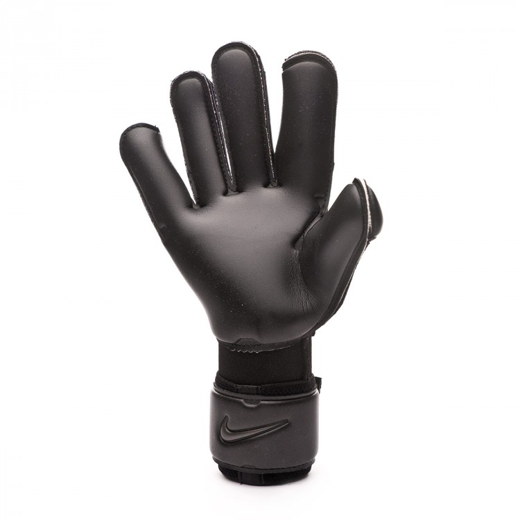 nike vapour grip