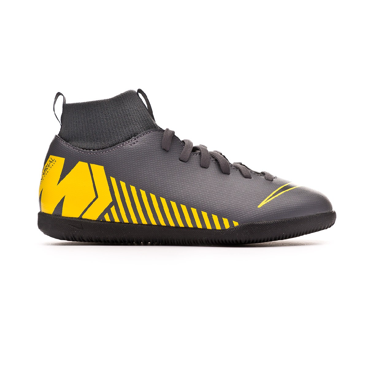 nike superflyx 6 club ic