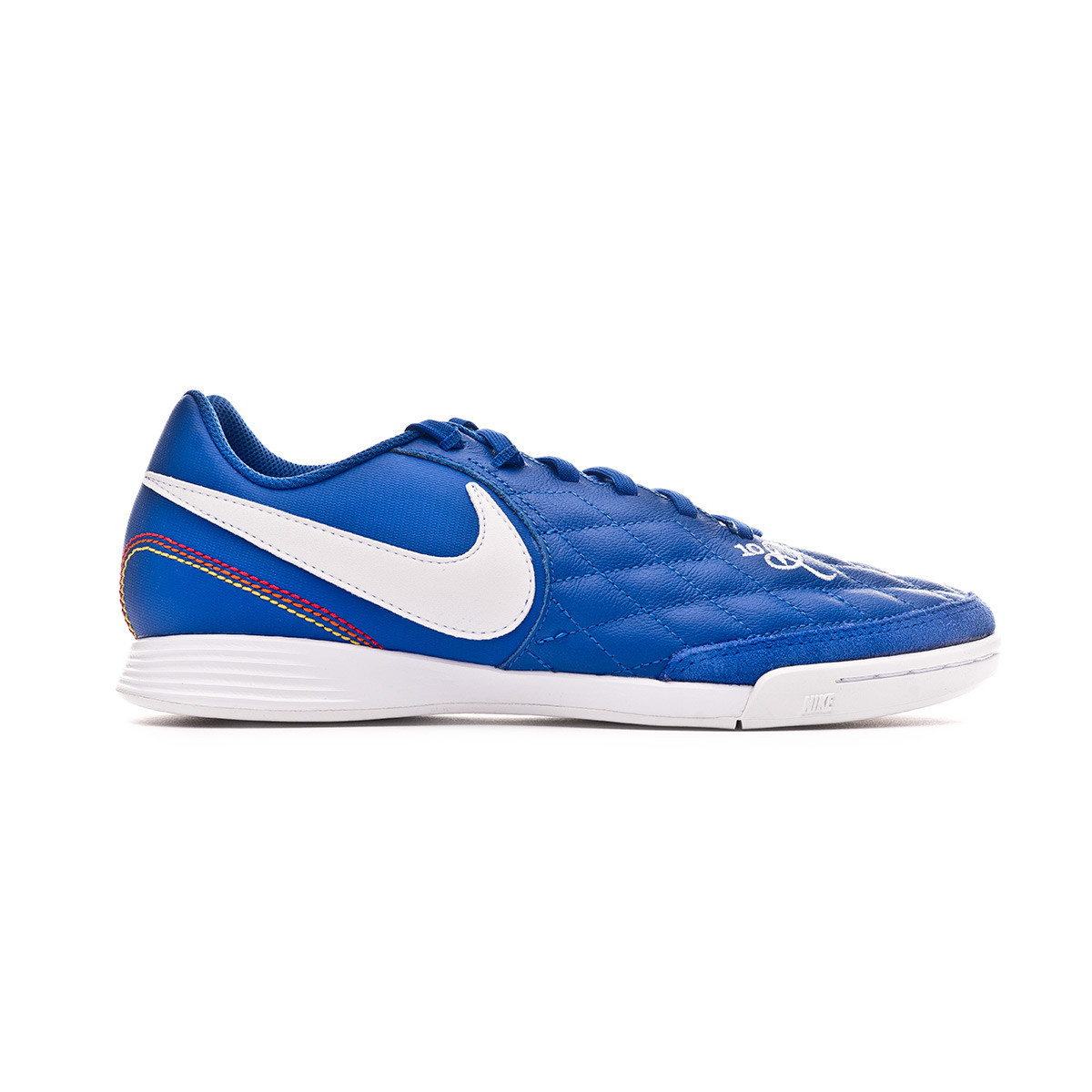 nike tiempo futsal