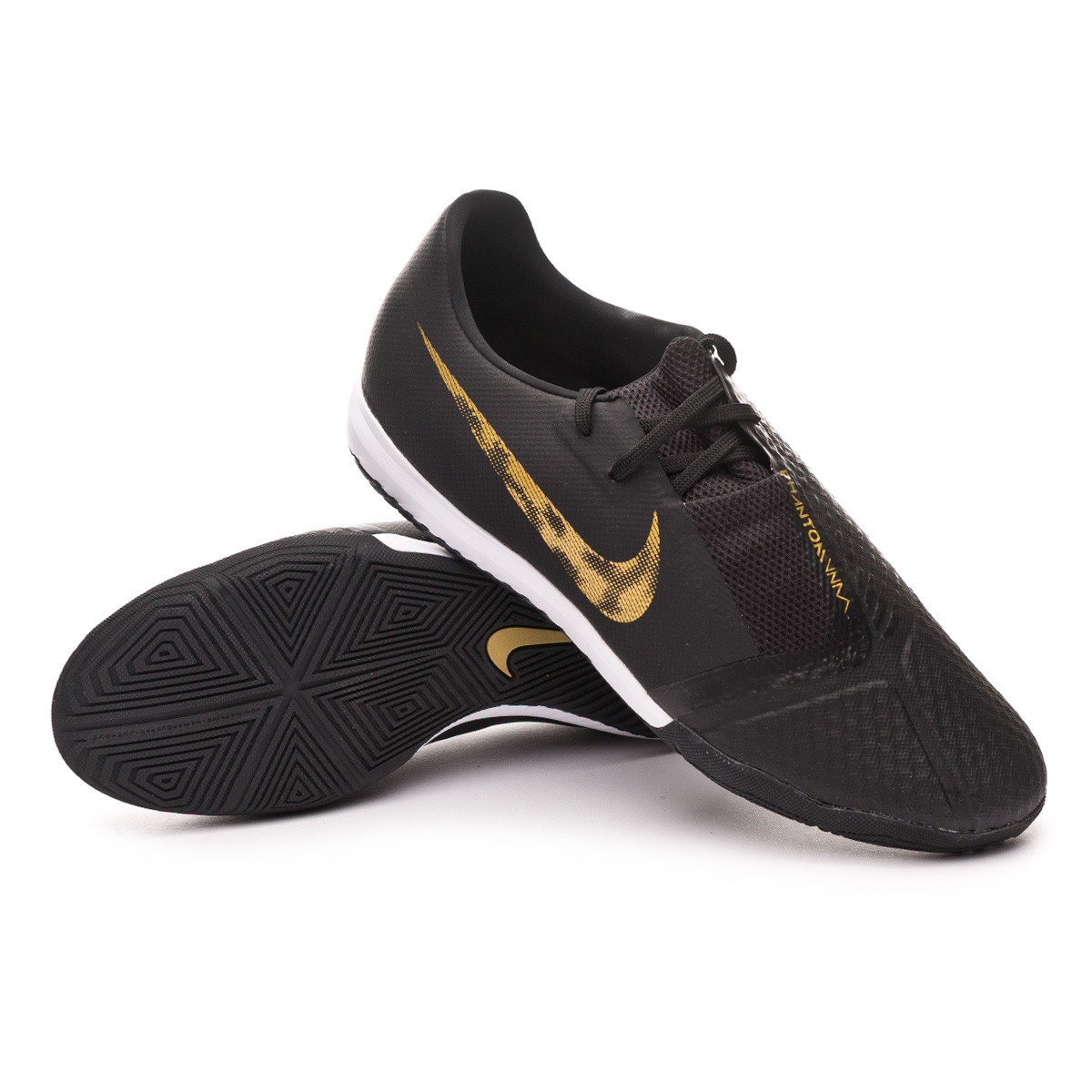 Nike PHANTOM VSN CLUB DF IC Casuals For Men Flipkart