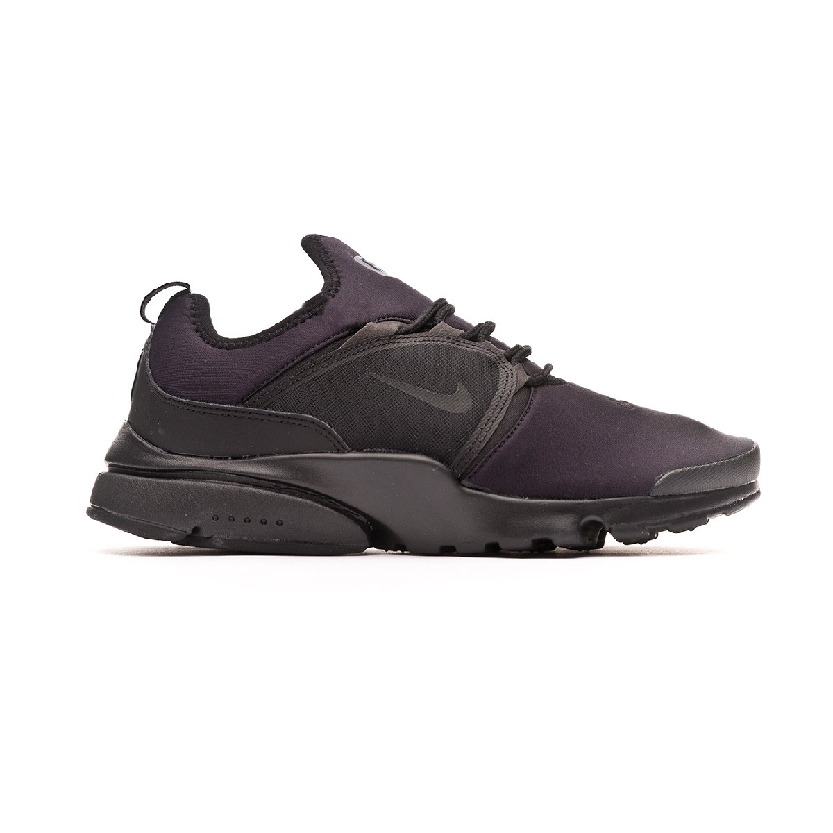 nike presto fly world trainers