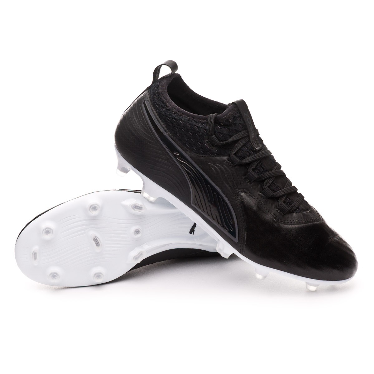 Bota de fútbol Puma One 19.2 FG/AG Black-White - Tienda de fútbol Fútbol  Emotion