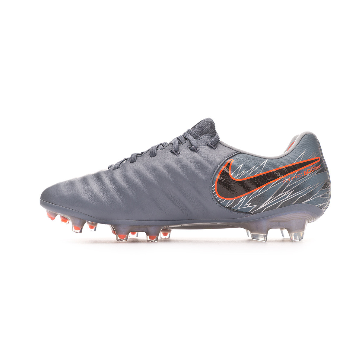 chaussures de foot nike tiempo