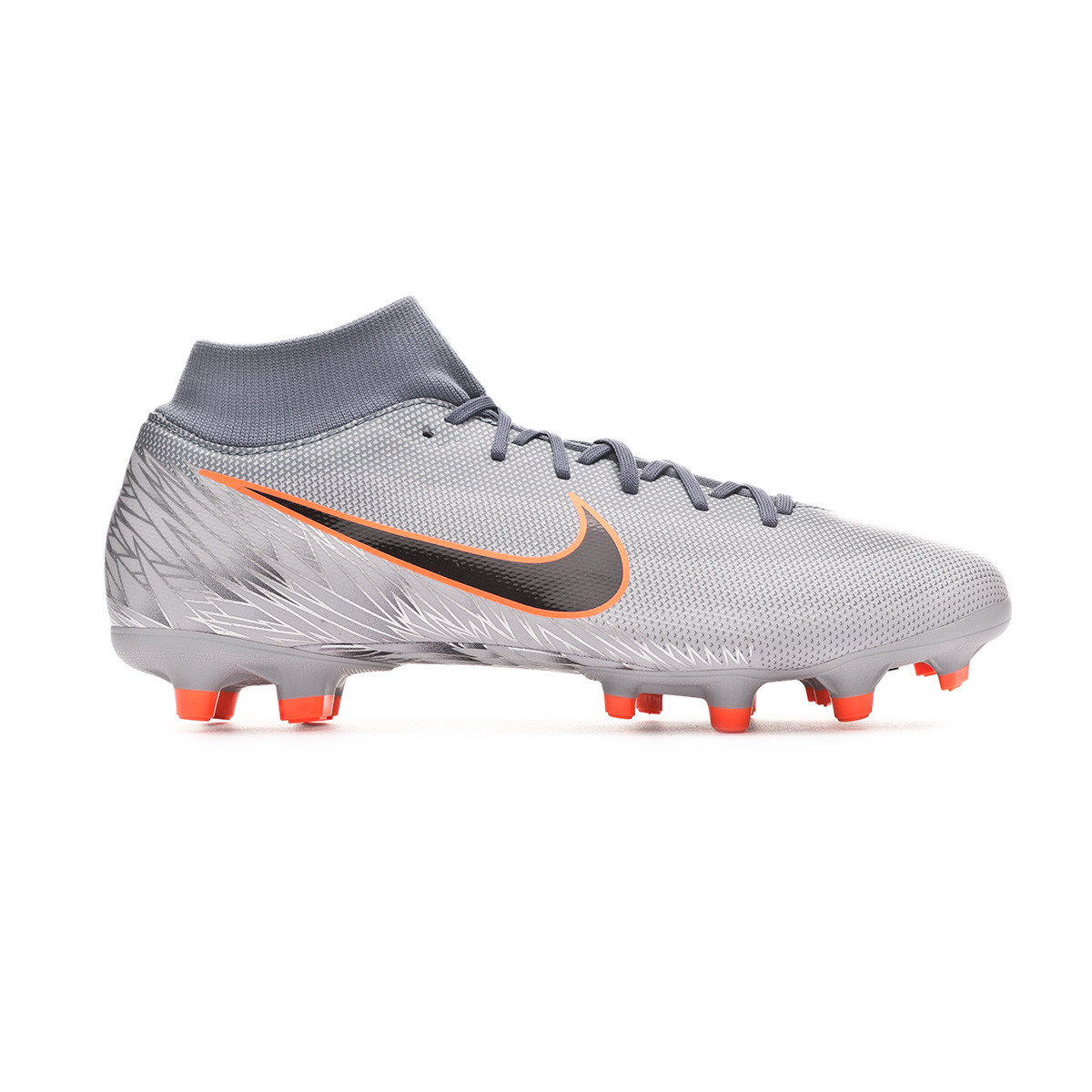 Nike Men Mercurial Superfly Vi Elite Cr7 Fg Soccer Balls.