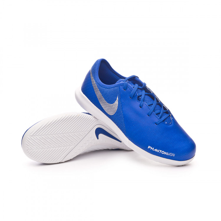 Nike Indoor Court Soccer Shoe Phantom Vision 2 Academy .