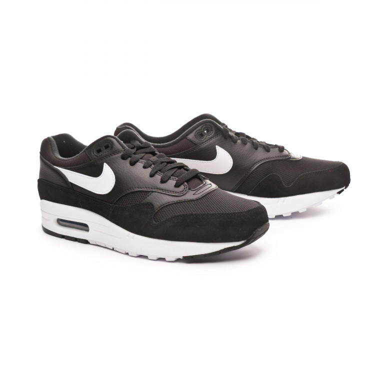 air max 1 black white