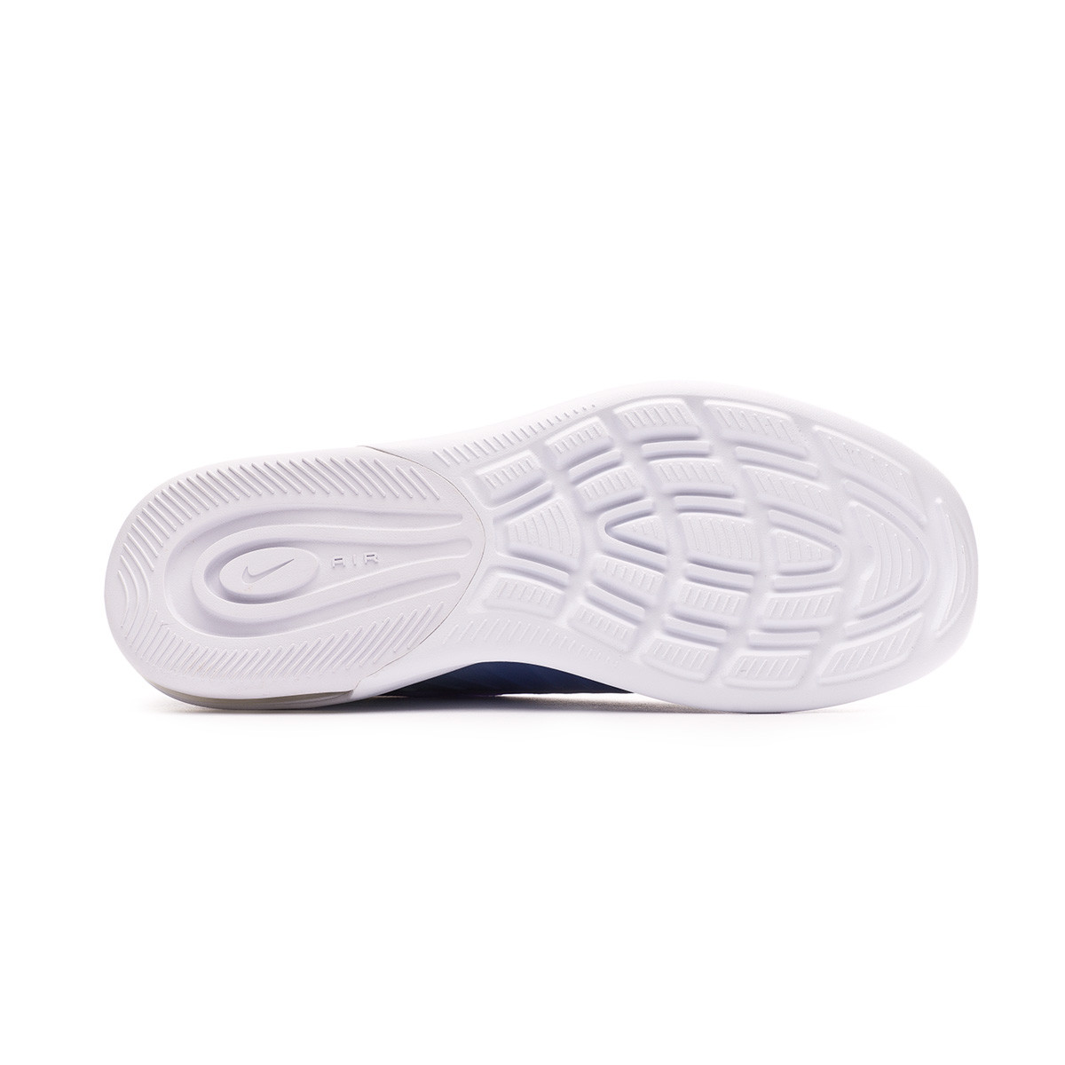 air max axis premium trainers