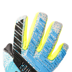 BACKHAND-1