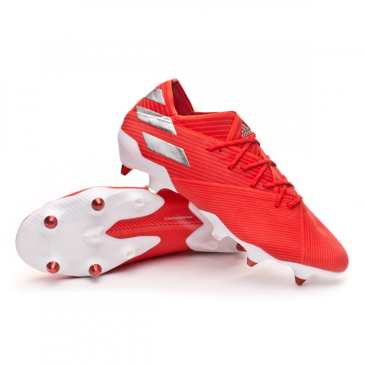 chaussures de foot adidas nemesis