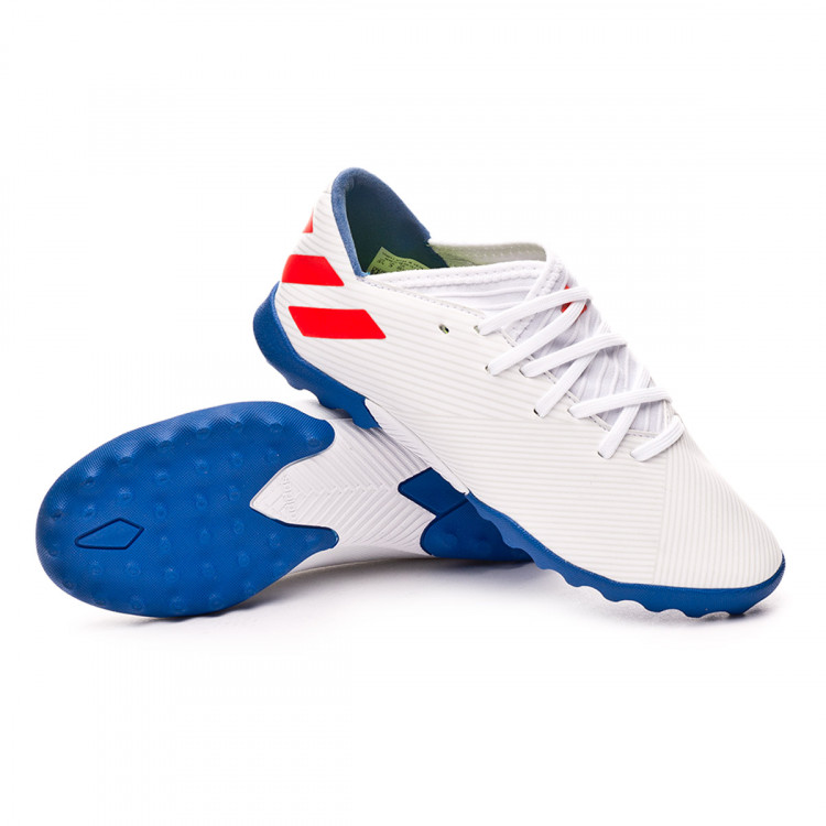 messi nemeziz turf