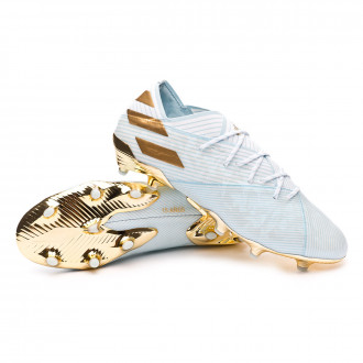 messi gold football boots