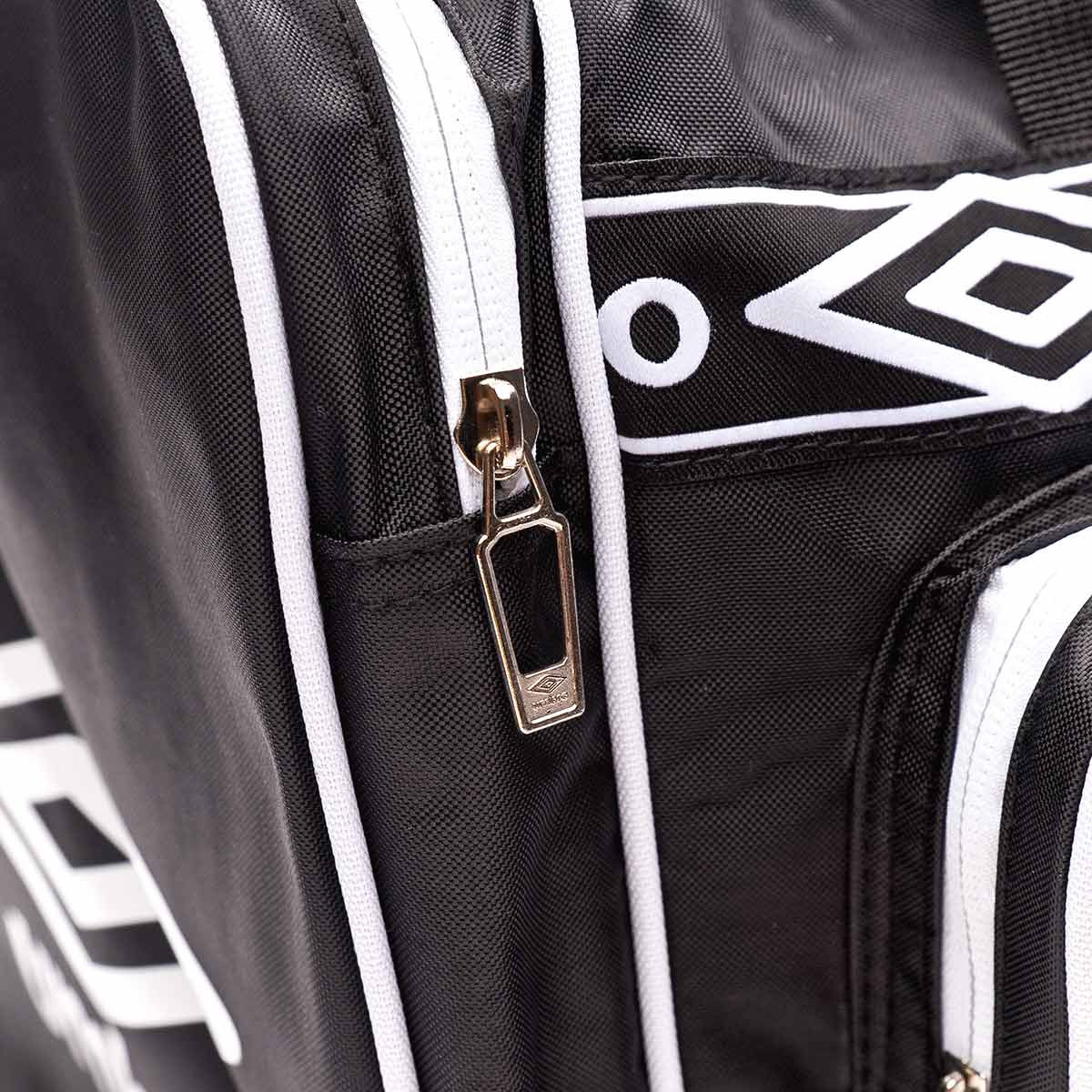 umbro holdall bag