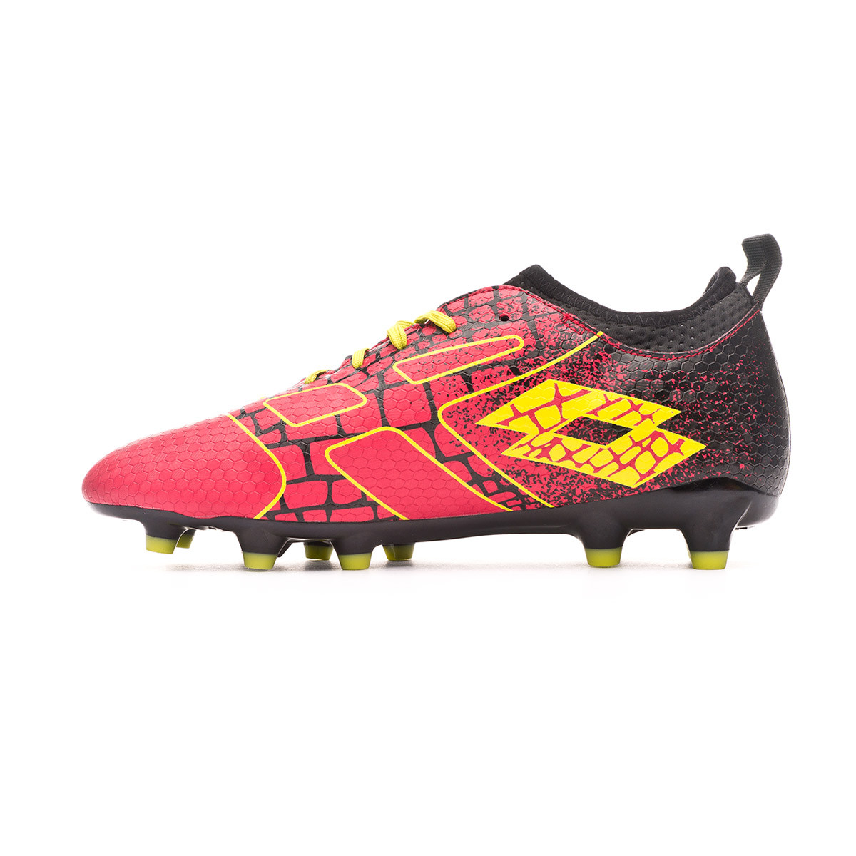 football shoes under 700