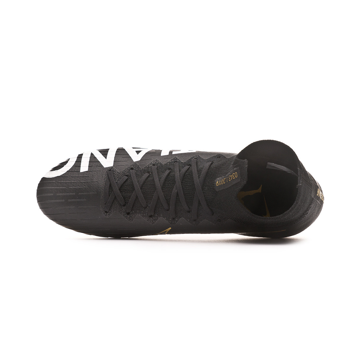 Black Lux' Mercurial Superfly. Nike.com IE