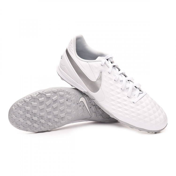 chaussure nike tiempo