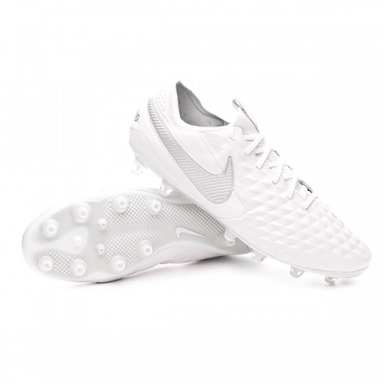 Nike Tiempo 8 Fútbol