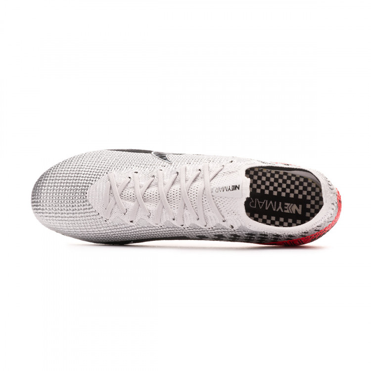 liquid diamond cleats