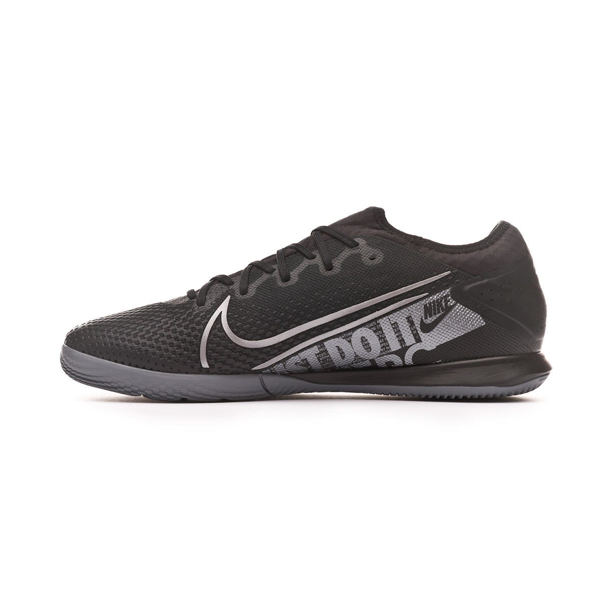 nike mercurial futsal black