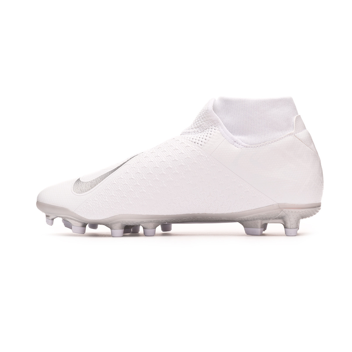 white nike phantom vision