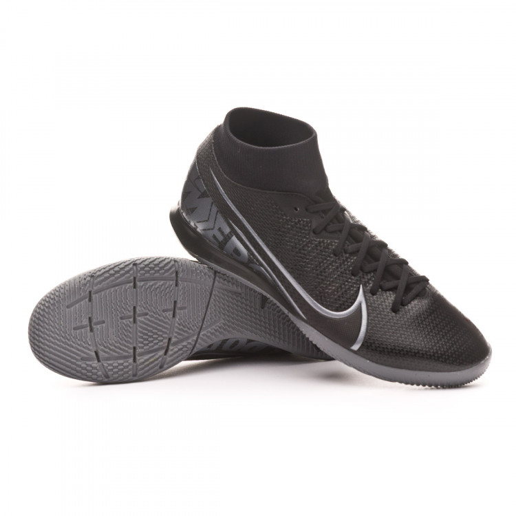 Zapatilla Nike Mercurial Superfly VII Academy IC Black-Metallic cool grey -  Tienda de fútbol Fútbol Emotion