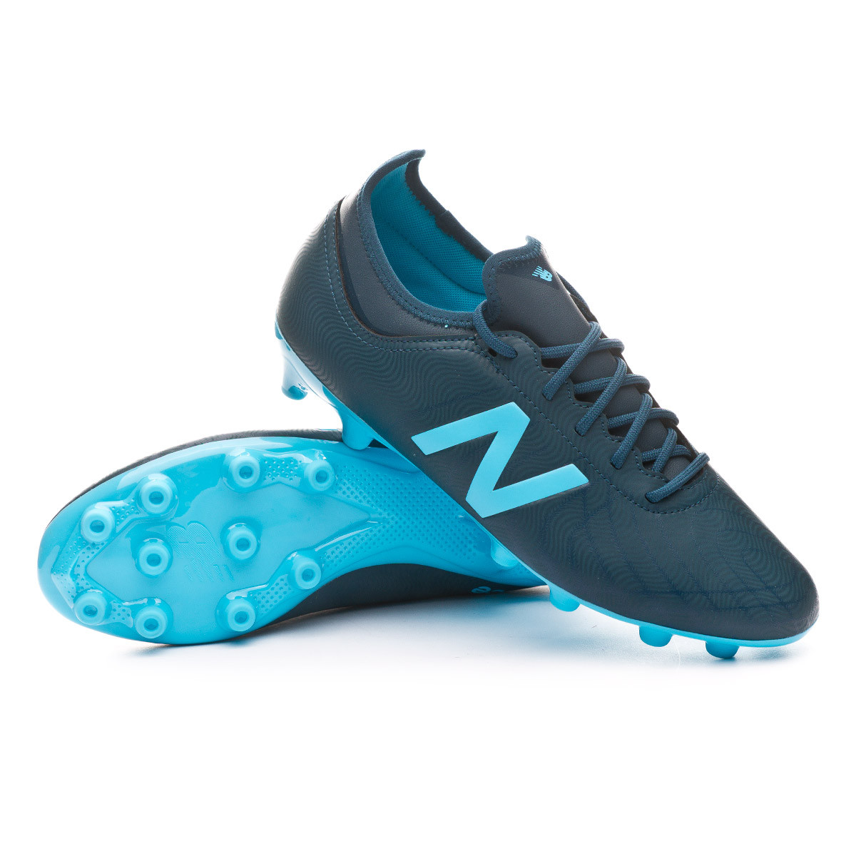 new balance tekela 2