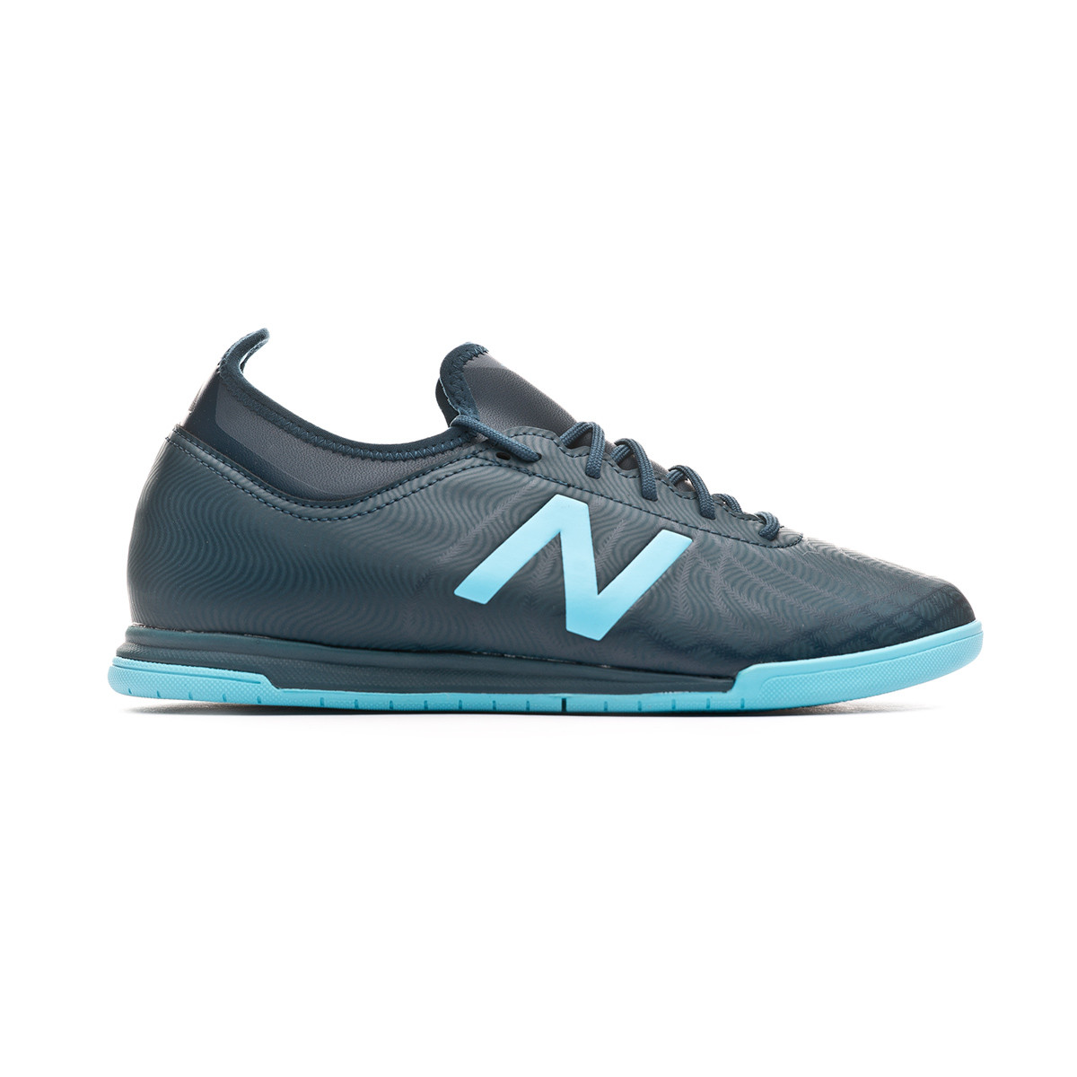 new balance indoor football trainers