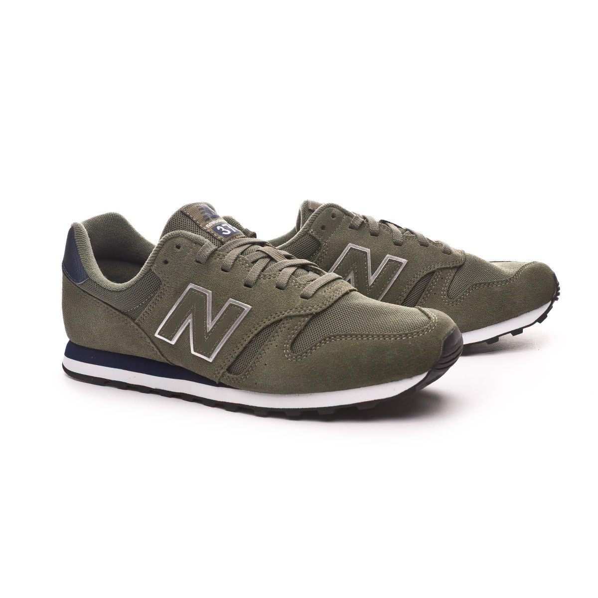 new balance retro trainers