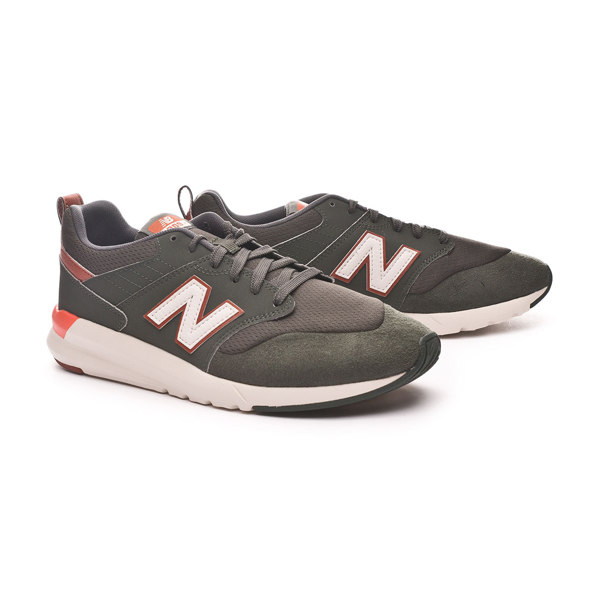 nb trainers