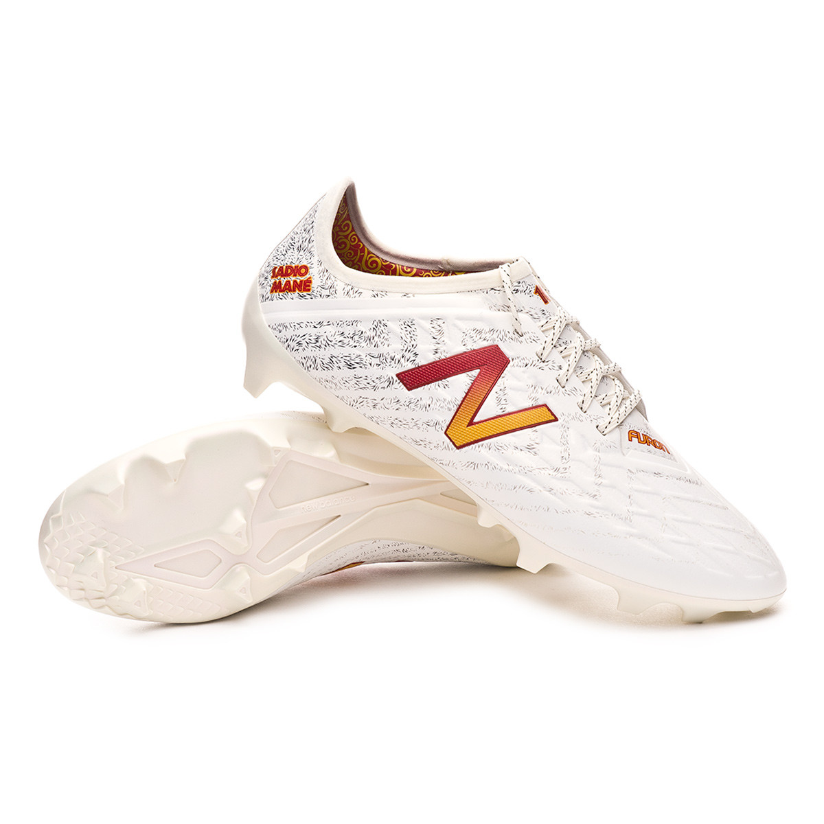 new balance football boots mane