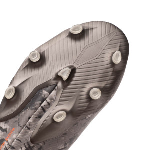 OUTSOLE-2