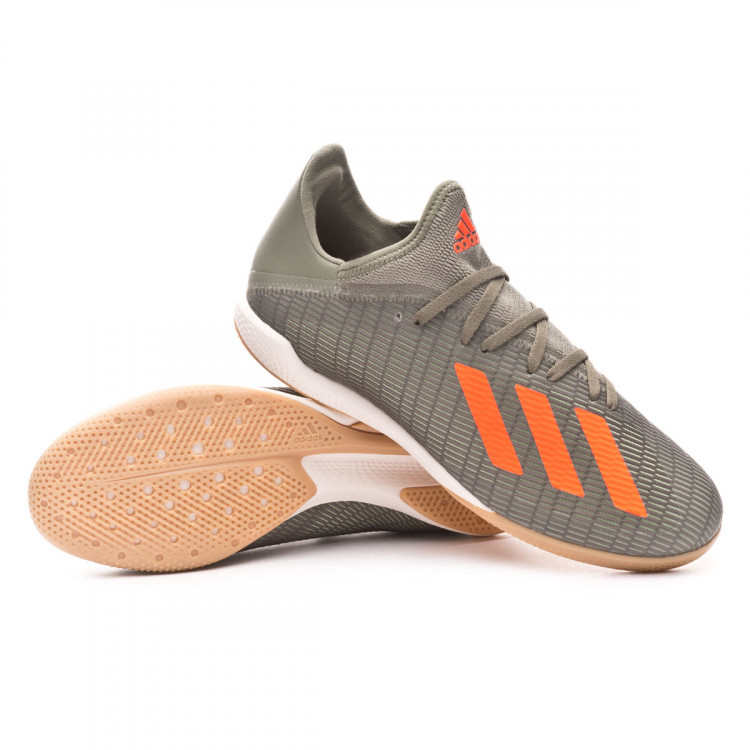 crampon futsal adidas