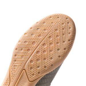 OUTSOLE-2