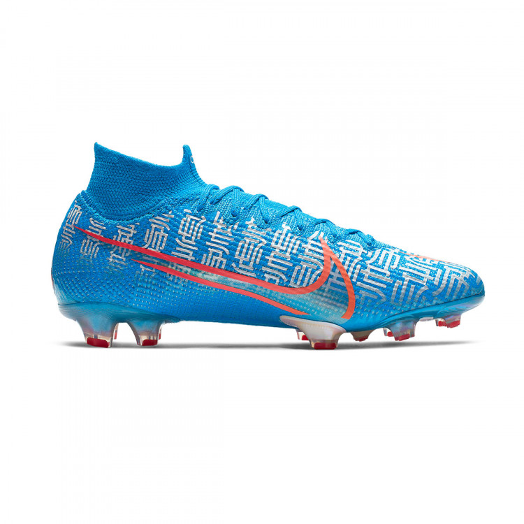 red cr7 boots