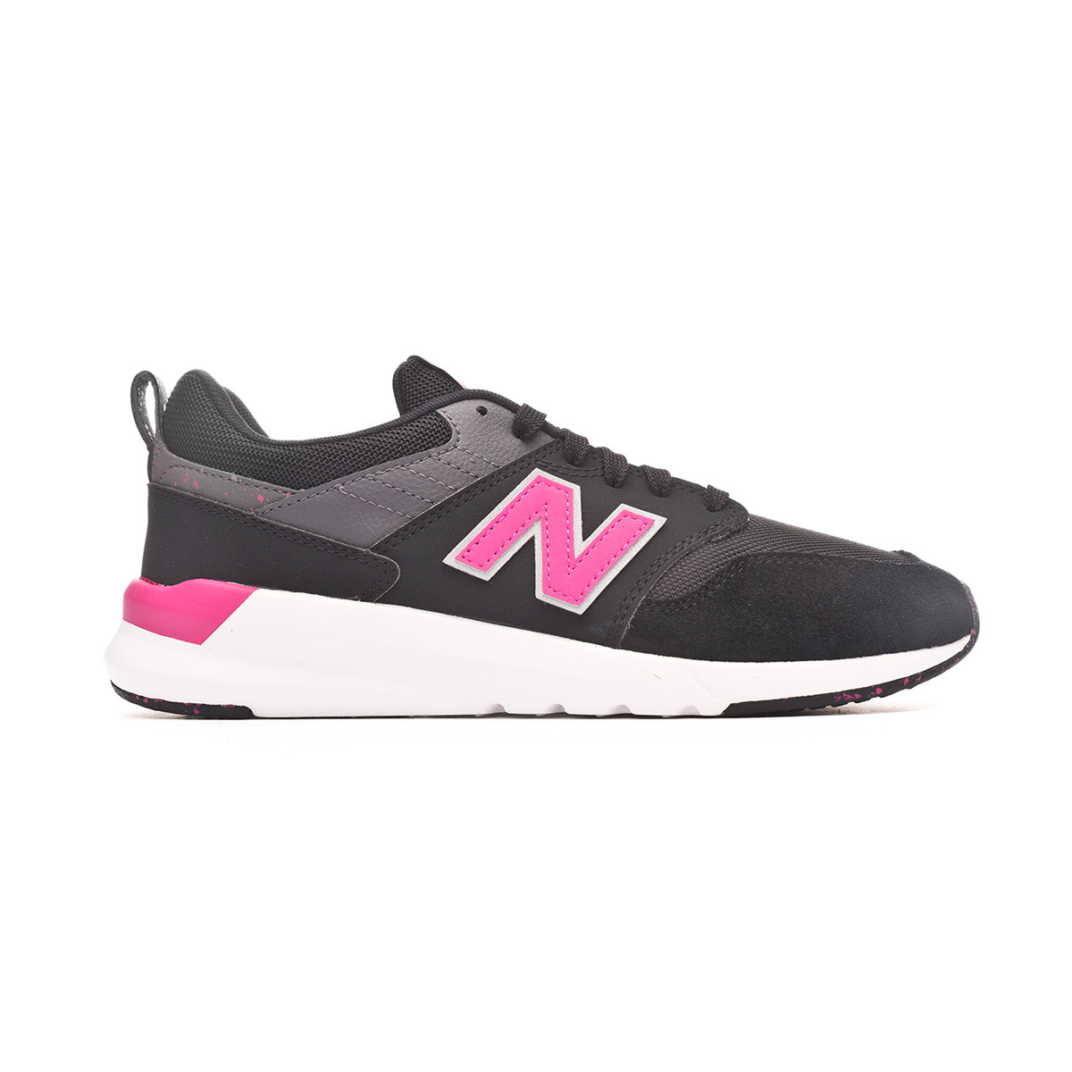 Zapatilla New Balance 009 Mujer Black - Tienda de fútbol Fútbol Emotion